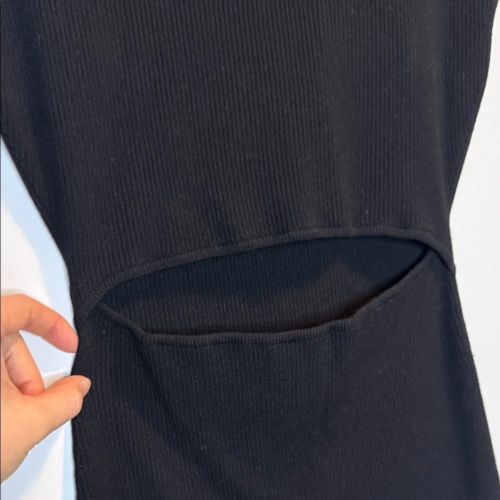 Wilfred Elegant Black Cut Out Mini Dress - Picture 5 of 6